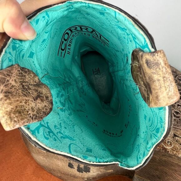 Corral Boot Women size 8 - Picture 7 of 8